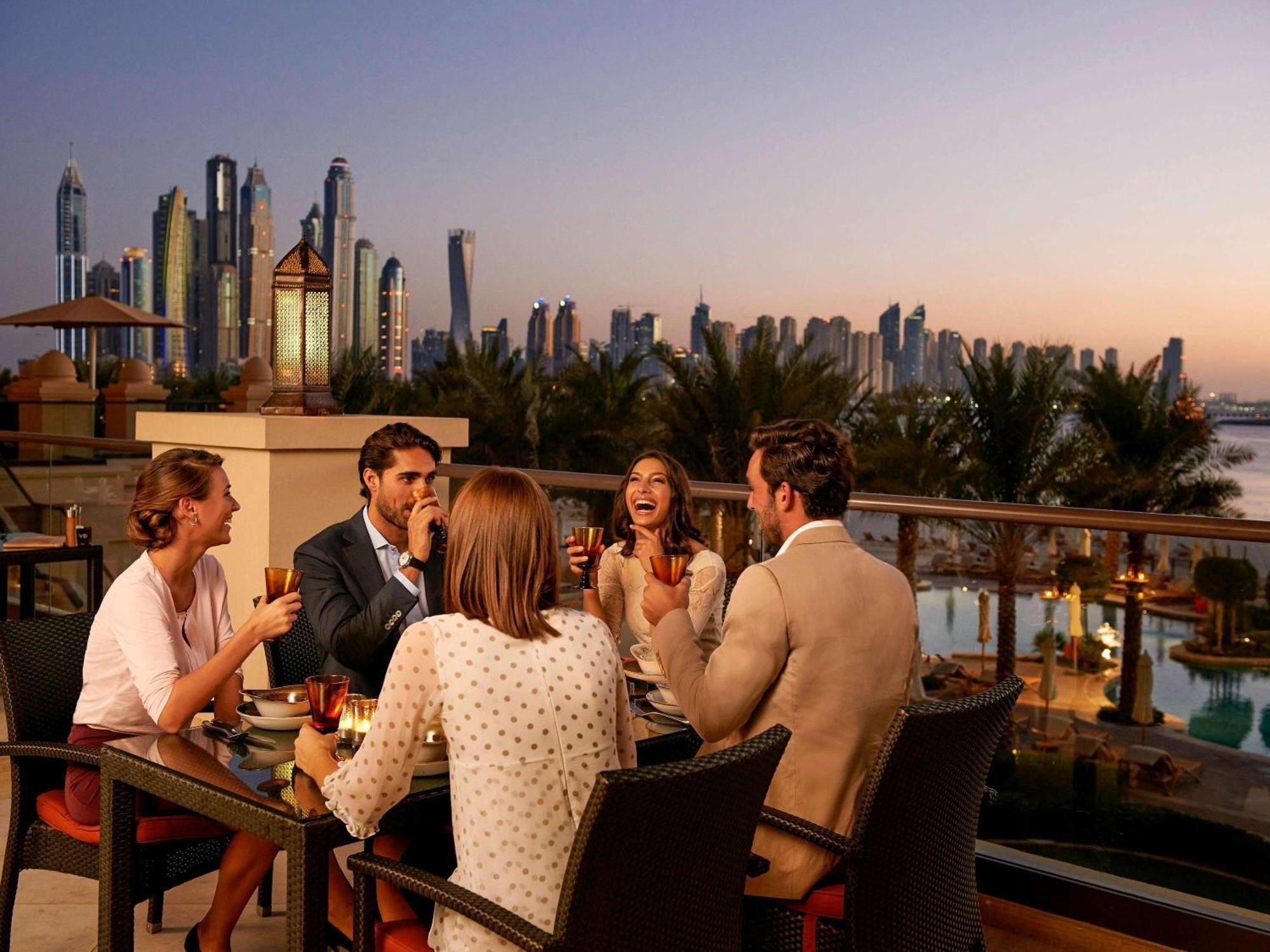 सहारा Fairmont The Palm